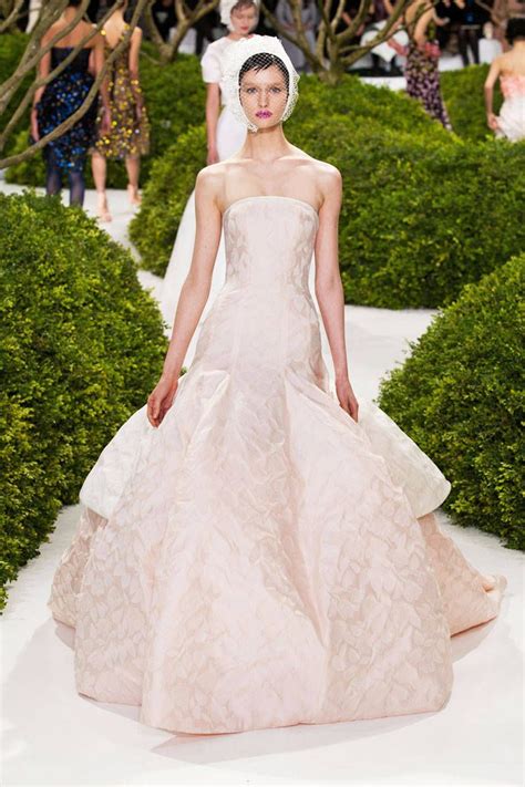 fleur dress haute couture dior pinterest|290 Best Dior dresses ideas .